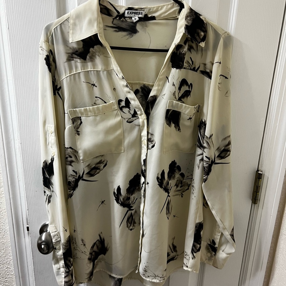 Express Button up blouse